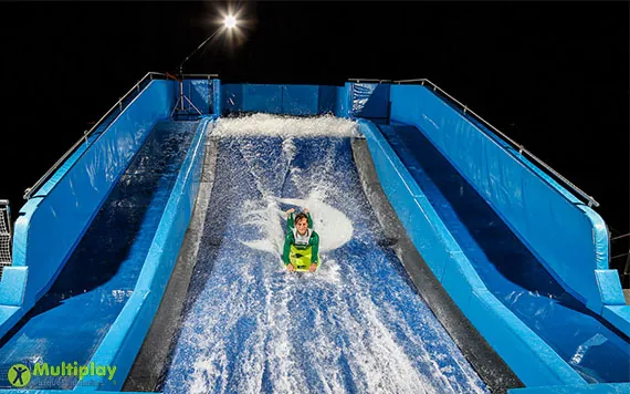 Surf simulator for leisure centres