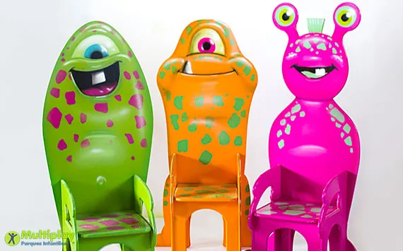 Birthday party furniture: thrones, reception desks and shoe racks