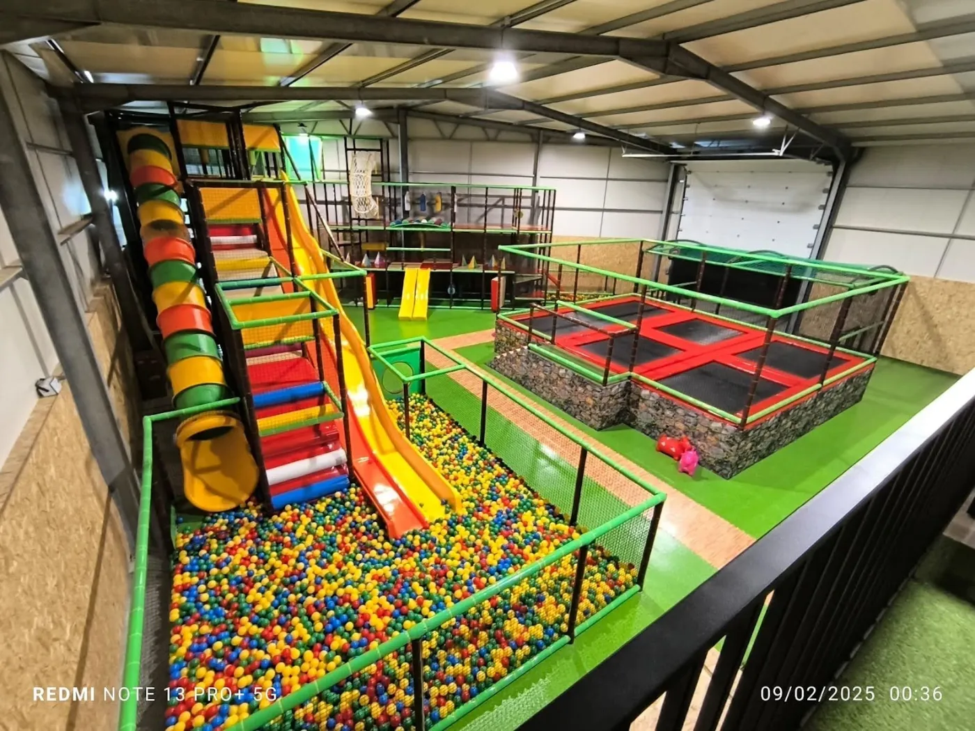 Large indoor playground with trampoline beds built by Multiplay